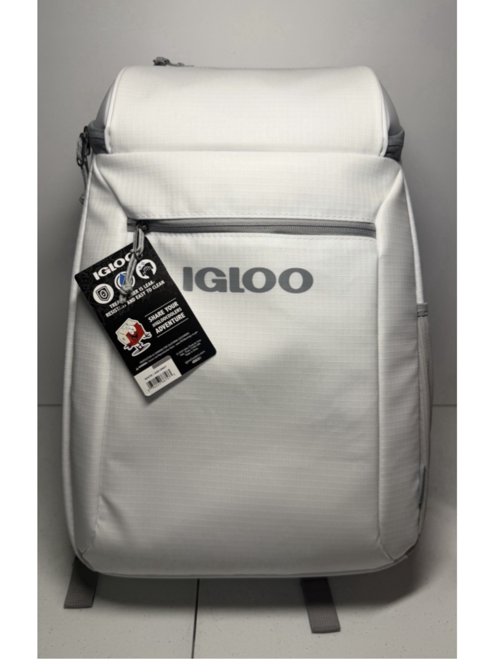 Igloo Marine 20" 9qt Backpack Cooler - White: Polyester PEVA Liner Adjustable